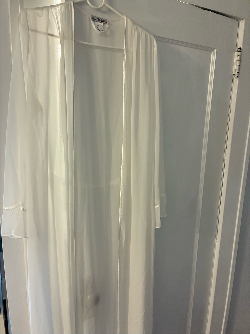 Linea Donatella Sheer White Robe - Picture 6 of 7